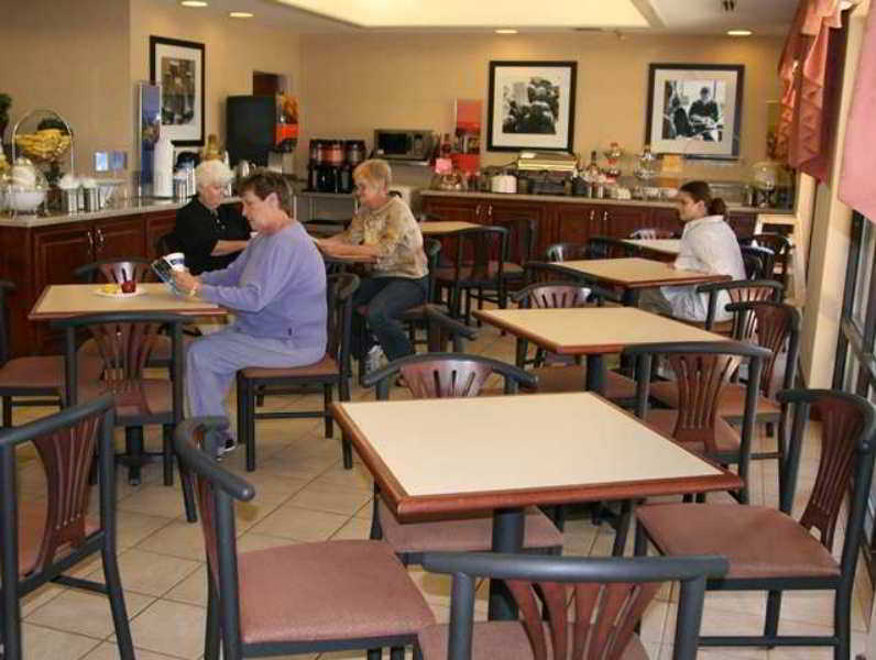 Hampton Inn Frostburg Restaurant foto